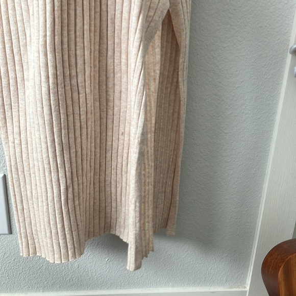 Oatmeal ribbed sleeveless maxi dress - Picture 5 of 5